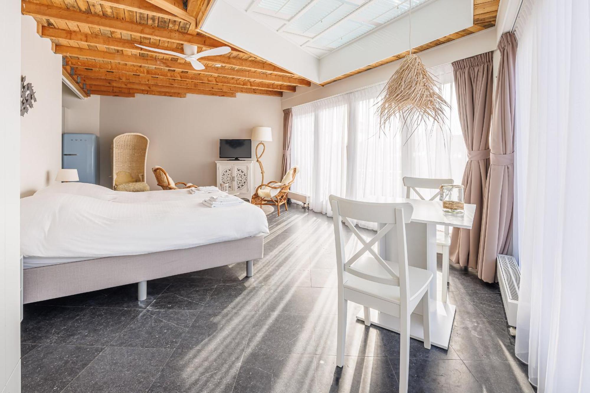 Neptunus Appartementen Bergen aan Zee Chambre photo